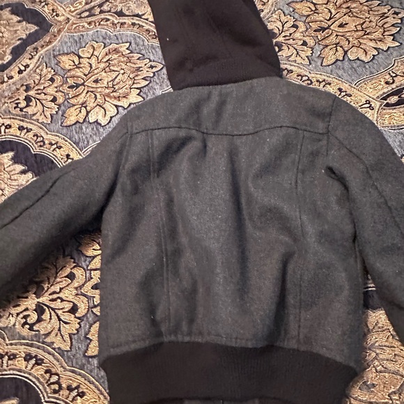 Little boys jacket - Picture 3 of 3
